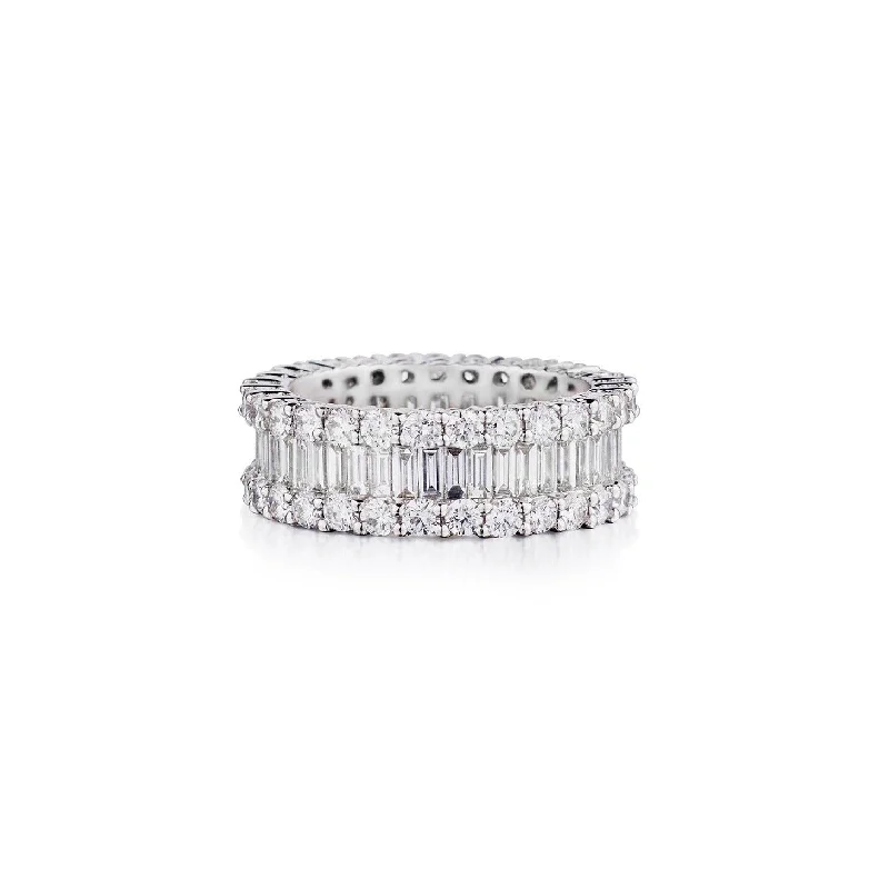 simple solitaire engagement rings -BAGUETTE & ROUND DIAMOND BAND