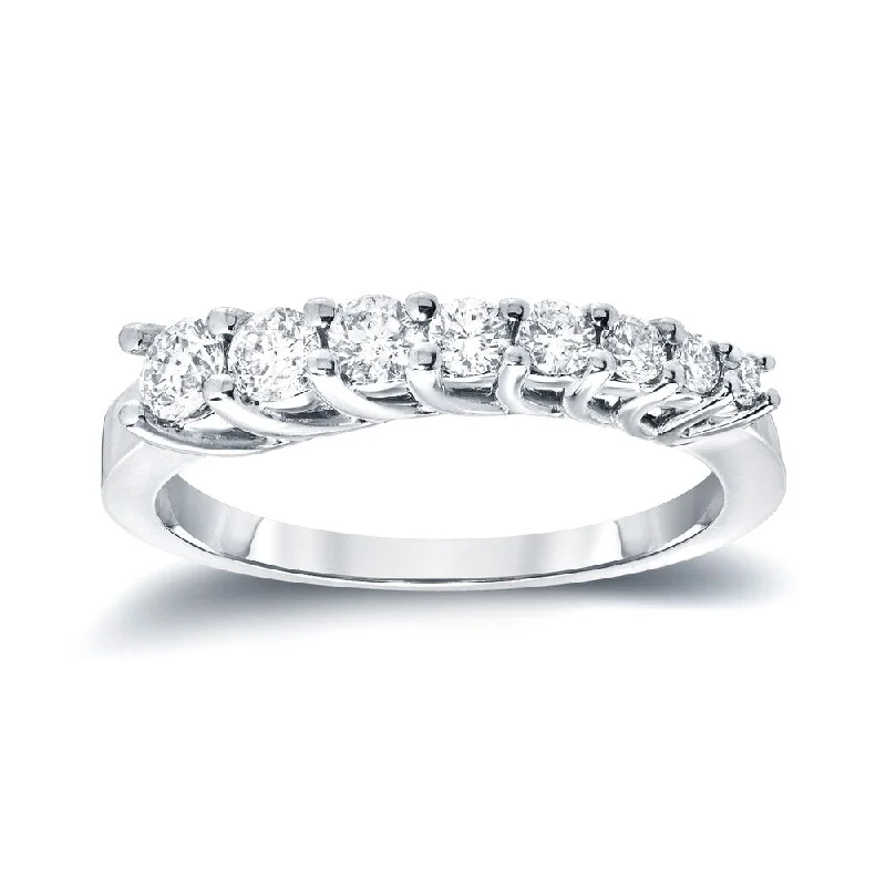 diamond wedding and engagement rings -Auriya Graduating Round Diamond Wedding Band 1/4ct TDW 14k Gold