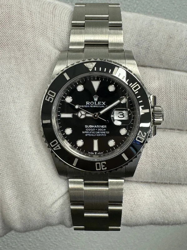 Rolex Submariner Stainless Steel 41mm Black Dot Dial Watch Reference #: 126610LN