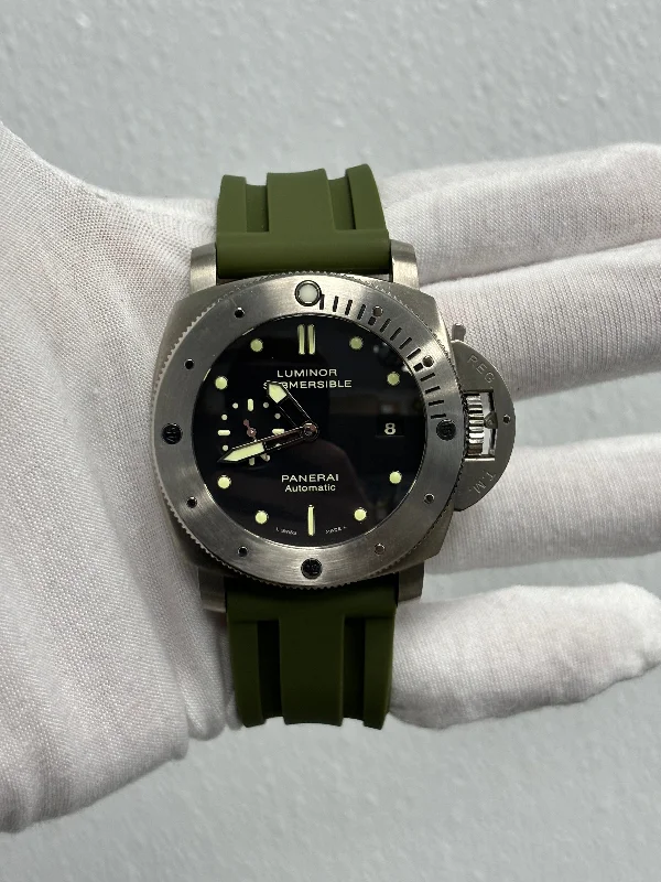 Panerai Luminor Submersible Titanium 47mm Black Dot Dial Watch Reference# PAM00305