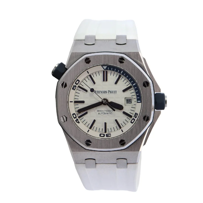 AP Offshore Diver 42mm White Dial Ref# 15710ST.00.A010CA.01